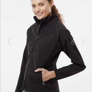 DRIDUCK Womens Contour Soft Shell Wind and Water Resistant Jacket